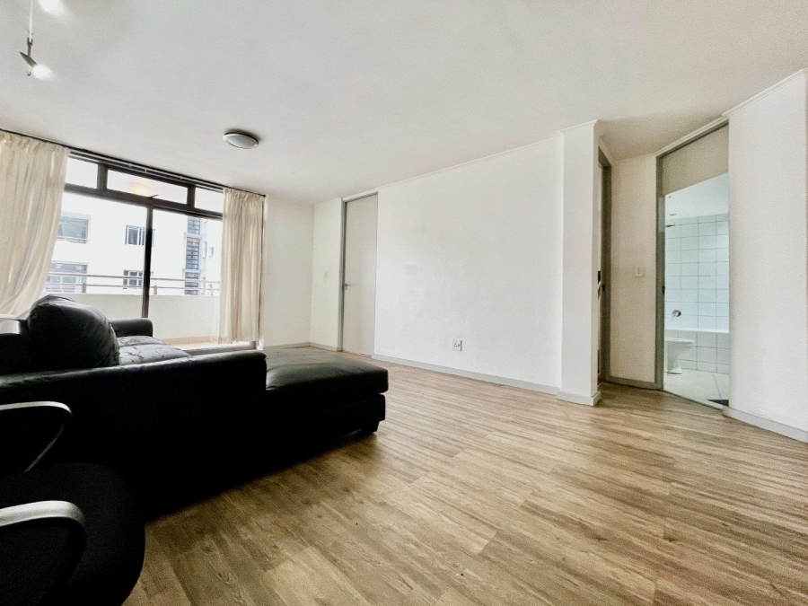 2 Bedroom Property for Sale in Claremont Upper Western Cape